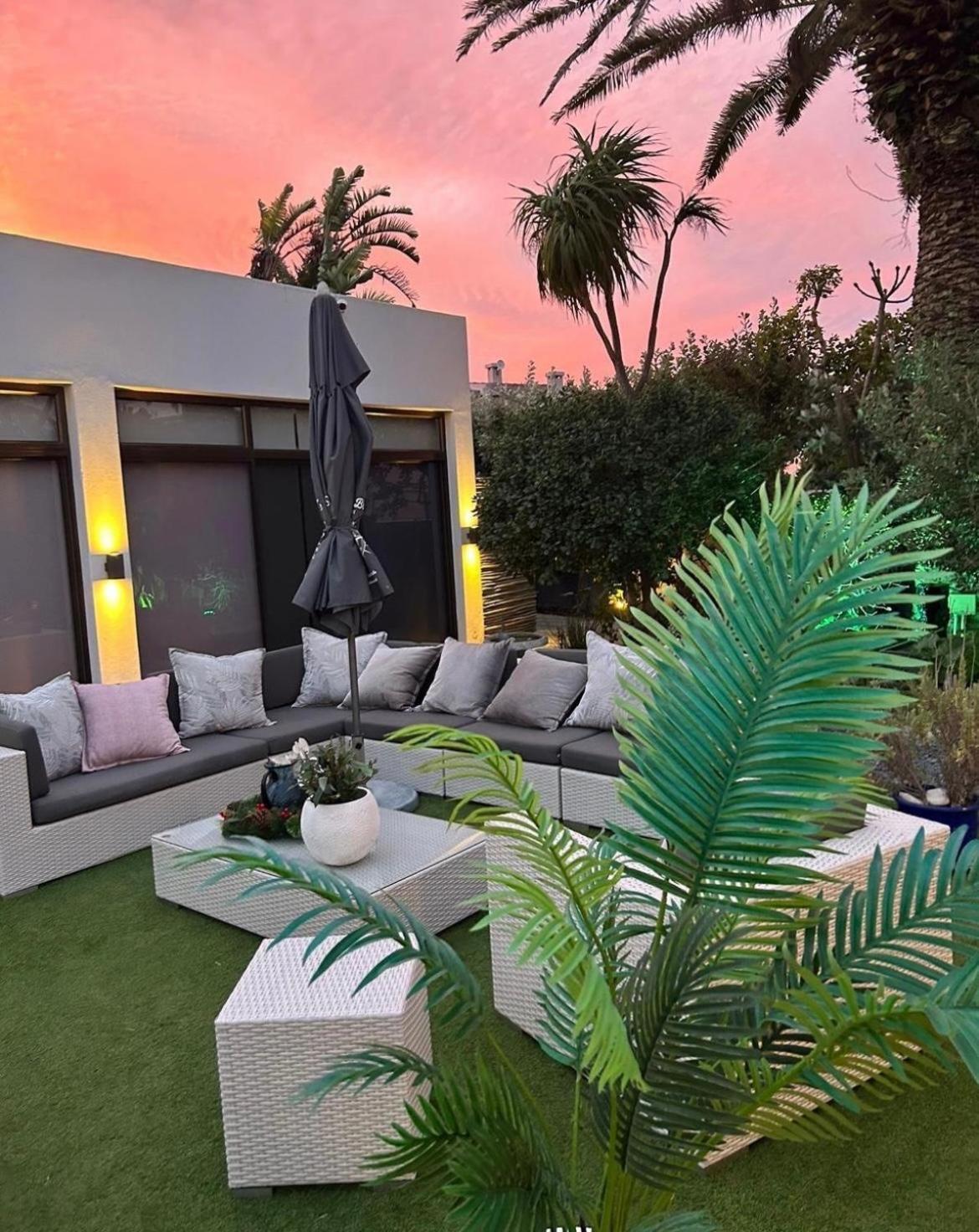 Ocean Breeze Sunset Beach - كيب تاون المظهر الخارجي الصورة
